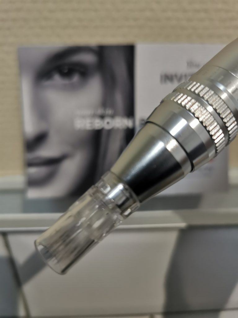 Microneedling behandeling met de dermapen bij Younique Skincare
