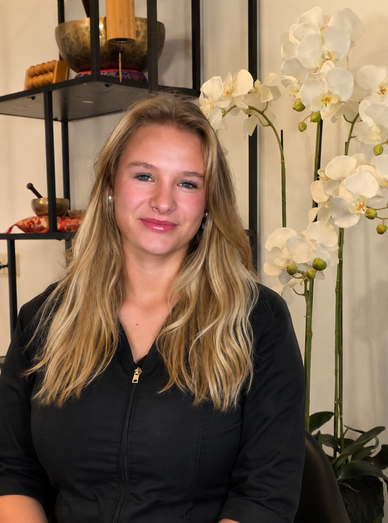 Emily - schoonheidsspecialist bij Younique Skincare